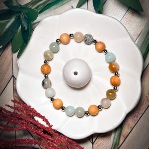 Good Luck & Fortune | Amazonite & Sandalwood Aromatherapy Bracelet